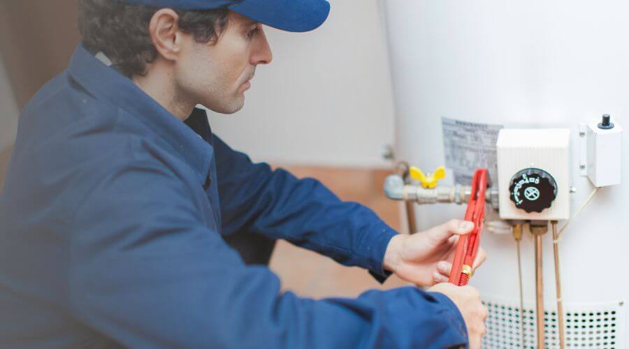 Expert burst pipe repair services in Montague, TX